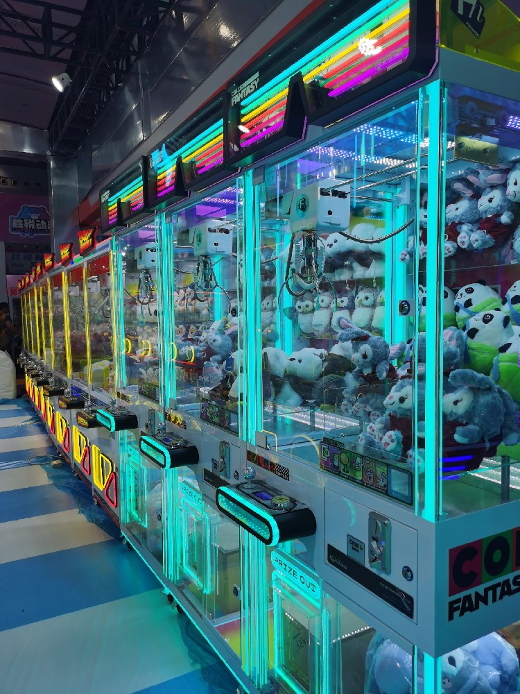 Fanhong animation doll machine manufacturer equipment special price